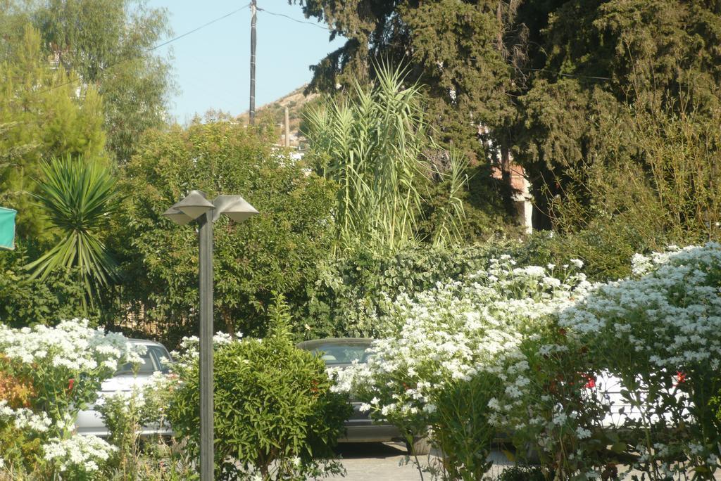 Jb Hotel Sarande Bagian luar foto