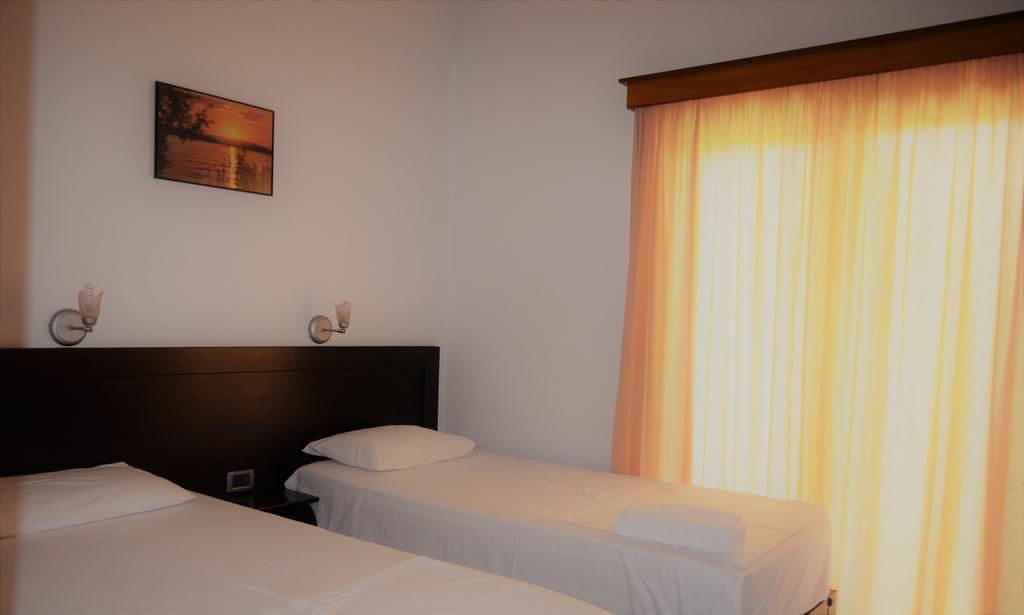 Jb Hotel Sarande Bagian luar foto