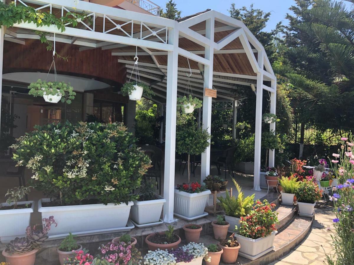 Jb Hotel Sarande Bagian luar foto